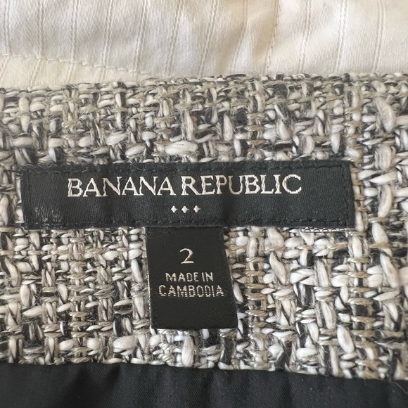 Banana republic skirt. - Picture 11 of 11